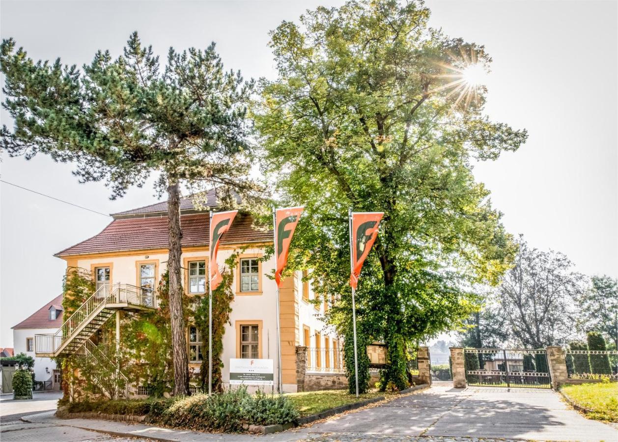 Stadtschloss Hecklingen*** Hecklingen  Zewnętrze zdjęcie