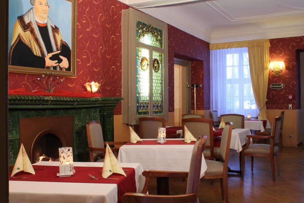 Stadtschloss Hecklingen*** Hecklingen  Zewnętrze zdjęcie